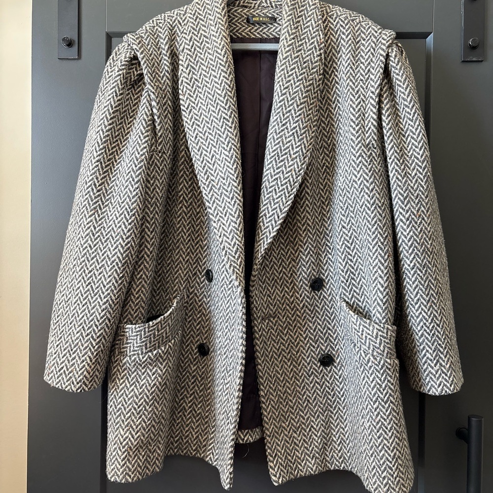 Vintage 1980s Double breasted Wool Coat - Picture 2 of 13
